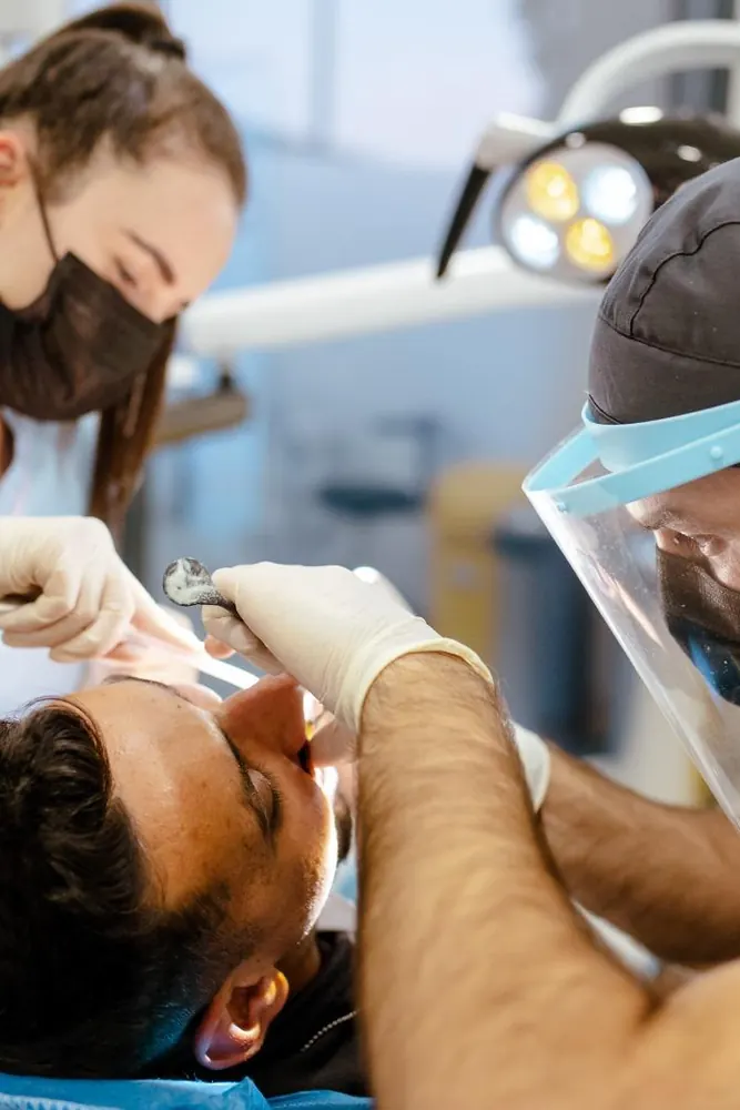 Consultație stomatologică la Dentalix Topoloveni, galerie foto 7