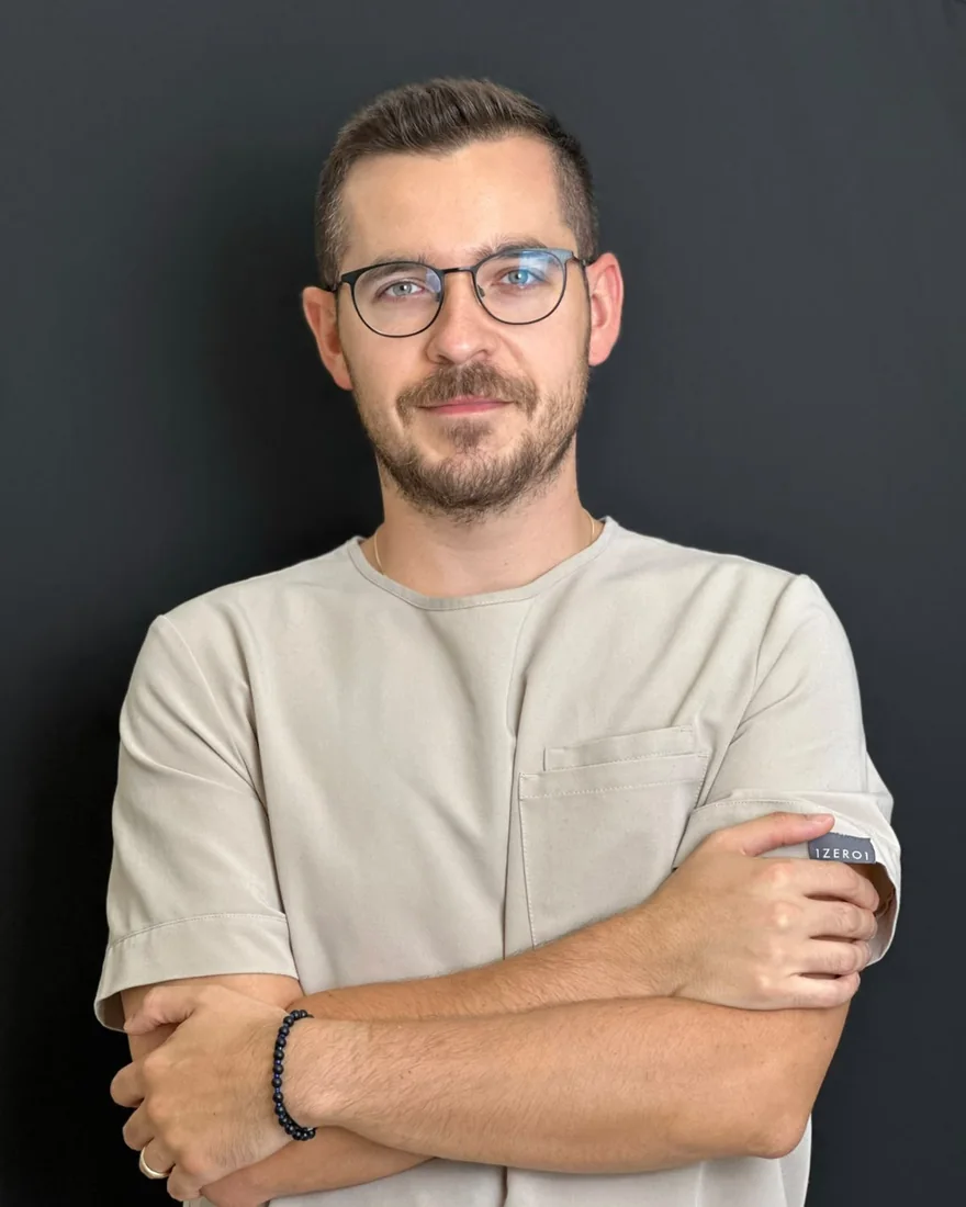 Dr. Cernat Bogdan, Medic stomatolog · Stomatologie generală, endodonție, protetică fixă și mobilă